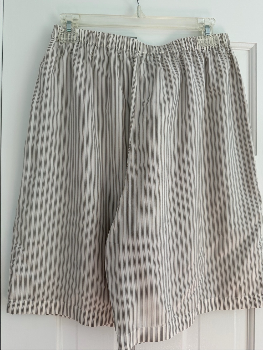 The Row Zinnia Long Silk Shorts sz 6 BNWT - Picture 6 of 10
